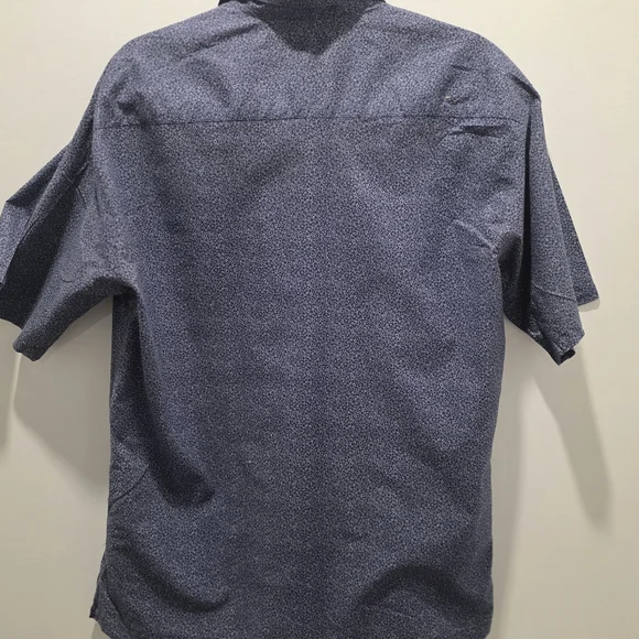 Tori Richard Shirt Medium Blue Koi Fish Tropical Hawaiian USA - Picture 10 of 10